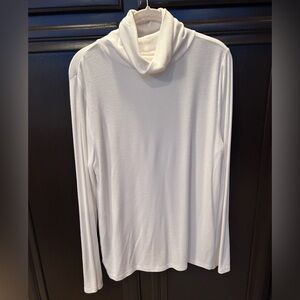 LOFT ribbed cream color turtleneck Size XL